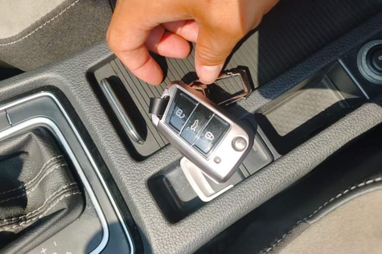 Used Volkswagen Golf 2020 Charming Edition 280TSI DSG R-Line Vehicle Key