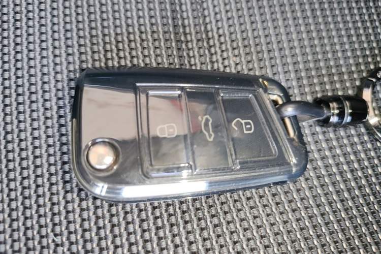 Used Volkswagen Golf 2020 Zhiai Edition 280TSI DSG Comfort Model Vehicle Key