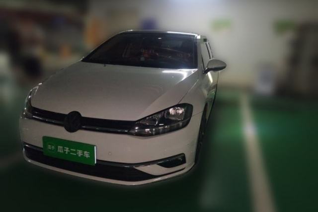 Ojetý Volkswagen Golf 2020 Zhiai Edition 280TSI DSG Comfort Model