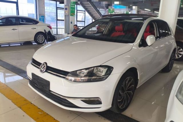 Used Volkswagen Golf 2020 200TSI DSG Comfortable and Ambitious Edition