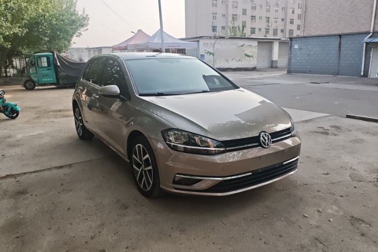 Used Volkswagen Golf 2020 200TSI DSG Comfortable and Ambitious Edition Exterior 1