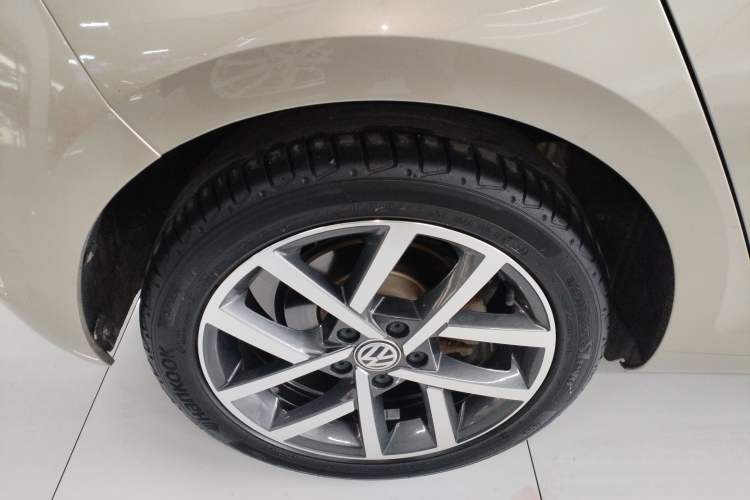 Used Volkswagen Golf 2020 Zhiai Edition 280TSI DSG Comfort Model Exterior 3