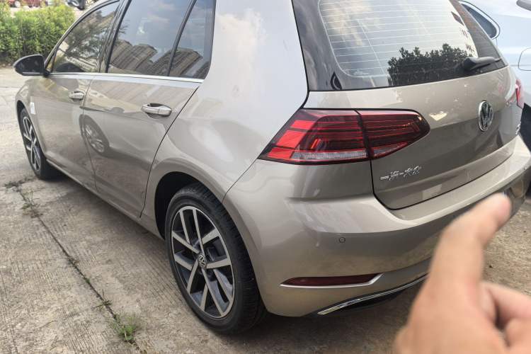 Used Volkswagen Golf 2020 Zhiai Edition 280TSI DSG Comfort Model Exterior 3