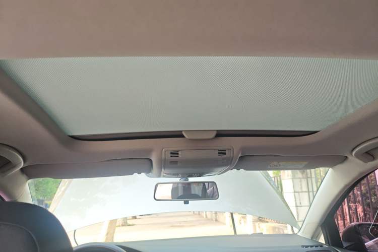 Used Volkswagen Golf 2020 200TSI DSG Comfortable and Ambitious Edition Headliner