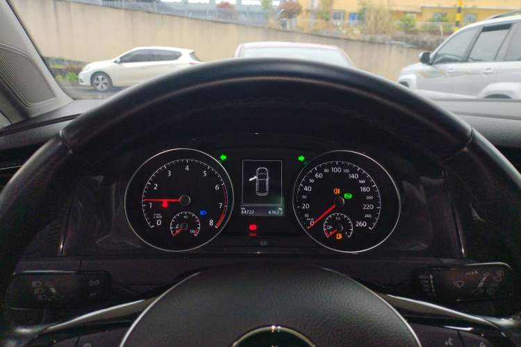 Used Volkswagen Golf 2020 Zhiai Edition 280TSI DSG Comfort Model Instrument Cluster