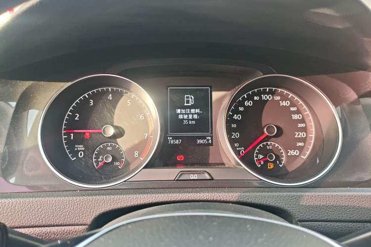 Used Volkswagen Golf 2020 200TSI DSG Comfortable and Ambitious Edition Instrument Cluster