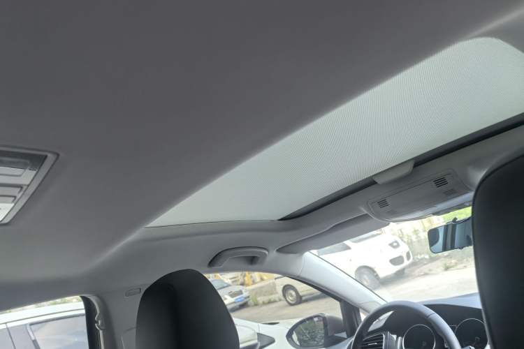 Used Volkswagen Golf 2020 Zhiai Edition 280TSI DSG Comfort Model Interior 4
