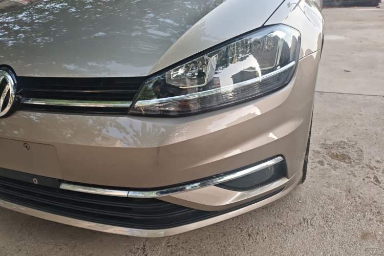 Used Volkswagen Golf 2020 200TSI DSG Comfortable and Ambitious Edition Left Front Headlight