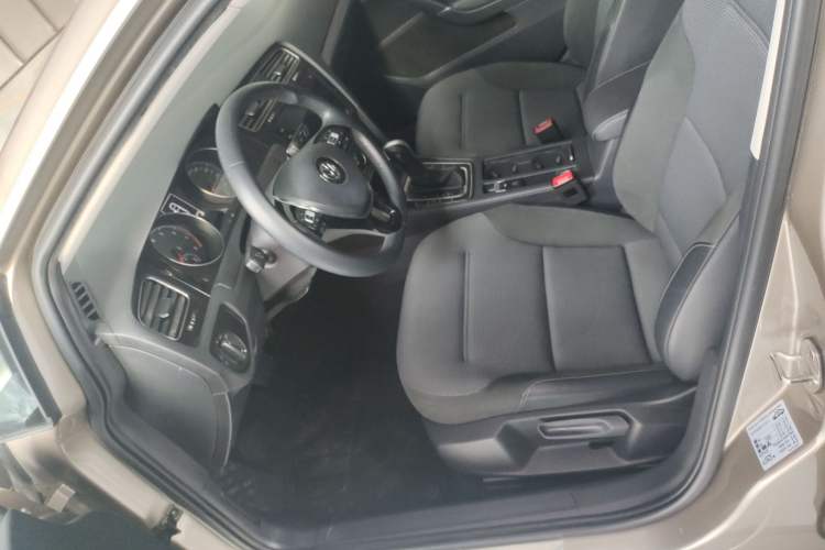 Used Volkswagen Golf 2020 280TSI DSG Comfort Version Left Front Seat
