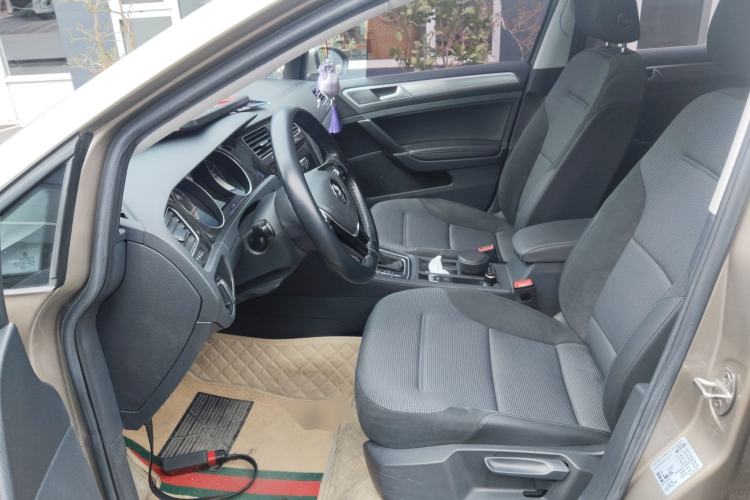 Used Volkswagen Golf 2020 280TSI DSG Comfort Version Left Front Seat
