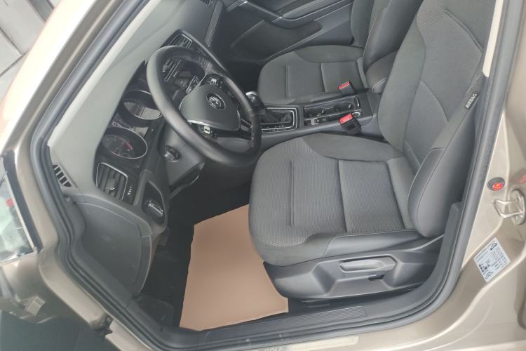 Used Volkswagen Golf 2020 Zhiai Edition 280TSI DSG Comfort Model Left Front Seat