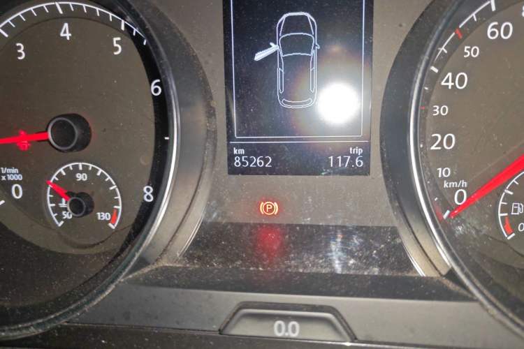 Used Volkswagen Golf 2020 280TSI DSG Comfort Version Odometer Close Up