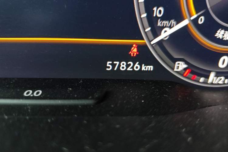 Used Volkswagen Golf 2020 280TSI DSG Luxury Edition Odometer Close Up