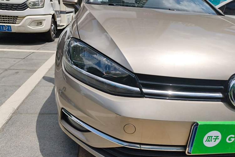 Used Volkswagen Golf 2020 Zhiai Edition 280TSI DSG Comfort Model Right Front Headlight