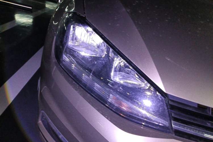 Used Volkswagen Golf 2020 Zhiai Edition 280TSI DSG Comfort Model Right Front Headlight