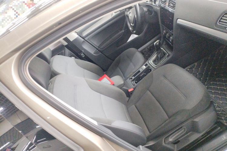 Used Volkswagen Golf 2020 Zhiai Edition 280TSI DSG Comfort Model Right Front Seat