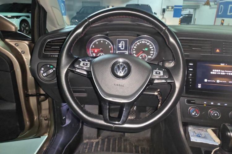 Used Volkswagen Golf 2020 280TSI DSG Comfort Version Steering Wheel