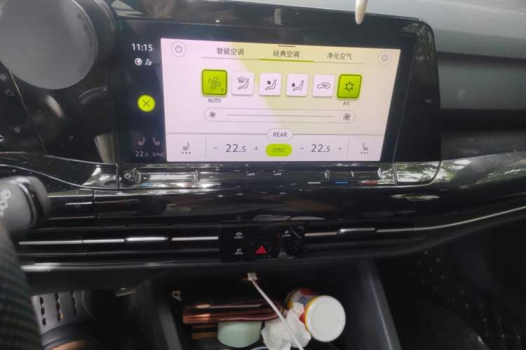 Used Volkswagen Golf 2021 280TSI DSG R-Line Audio And AC Panel