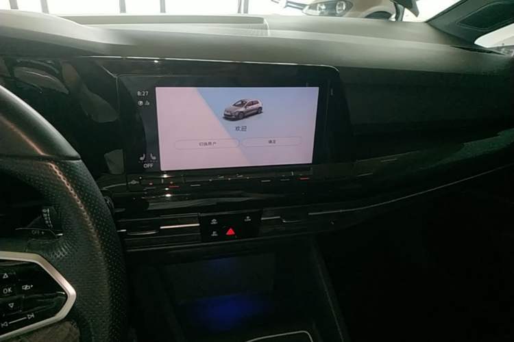 Used Volkswagen Golf 2021 280TSI DSG R-Line Audio And AC Panel
