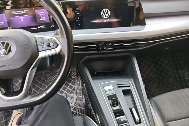 Used Volkswagen Golf 2021 280TSI DSG Pro Audio And AC Panel