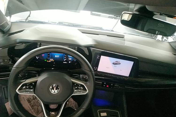 Used Volkswagen Golf 2021 280TSI DSG R-Line Center Console