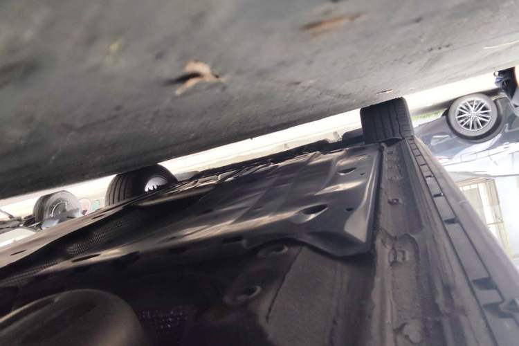 Used Volkswagen Golf 2021 280TSI DSG R-Line Chassis Rear Left
