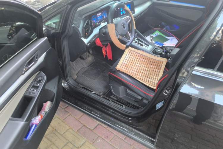Used Volkswagen Golf 2021 280TSI DSG Pro Driver Seat