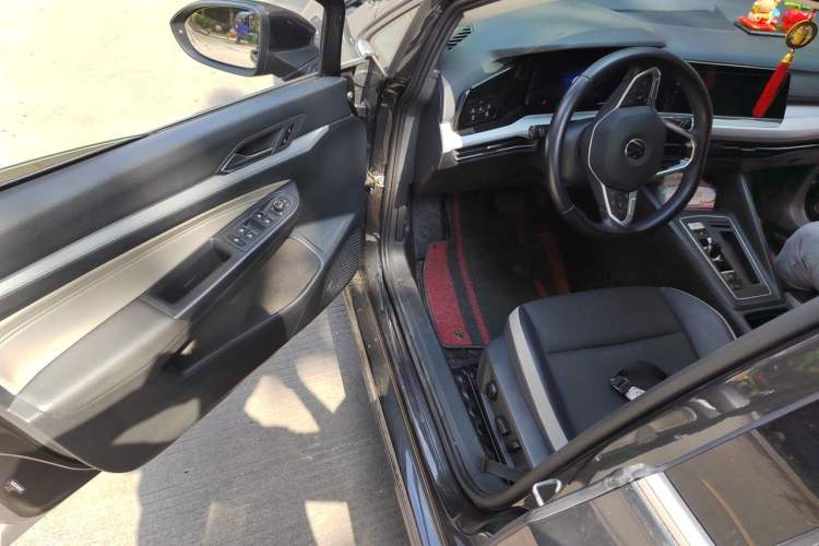 Used Volkswagen Golf 2021 280TSI DSG Pro Driver Seat