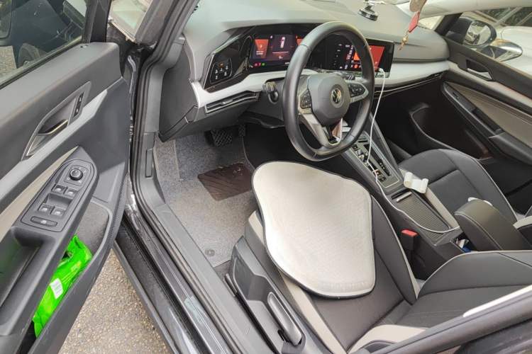 Used Volkswagen Golf 2021 280TSI DSG Pro Driver Seat