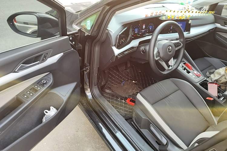 Used Volkswagen Golf 2021 280TSI DSG Pro Driver Seat