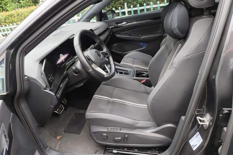 Used Volkswagen Golf 2021 280TSI DSG R-Line Driver Seat