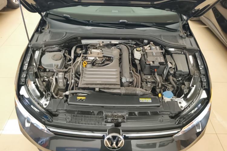 Used Volkswagen Golf 2021 280TSI DSG Pro Engine Bay