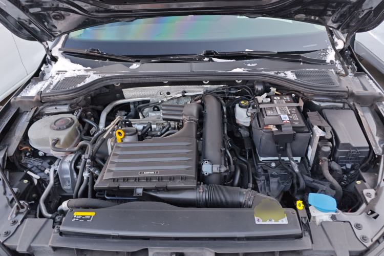 Used Volkswagen Golf 2021 280TSI DSG Pro Engine Bay