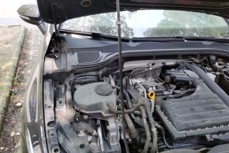 Used Volkswagen Golf 2021 280TSI DSG Pro Engine Bay Right