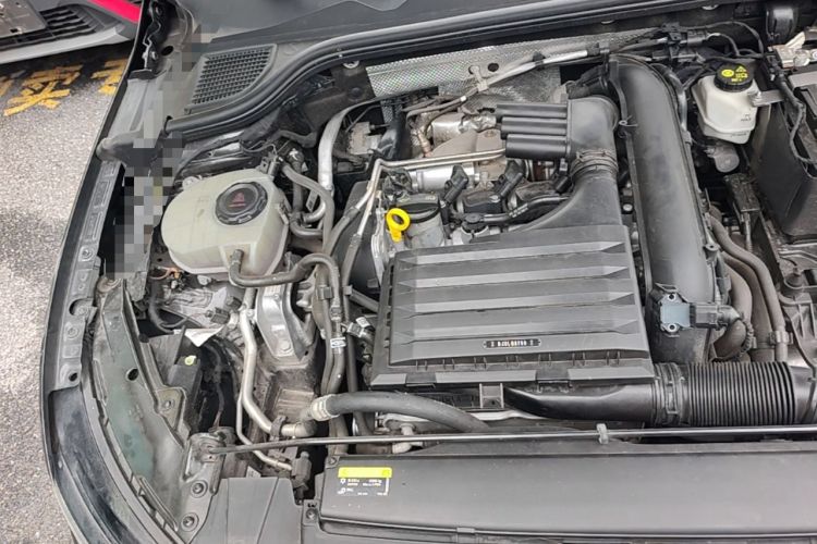 Used Volkswagen Golf 2021 280TSI DSG R-Line Engine Bay Right