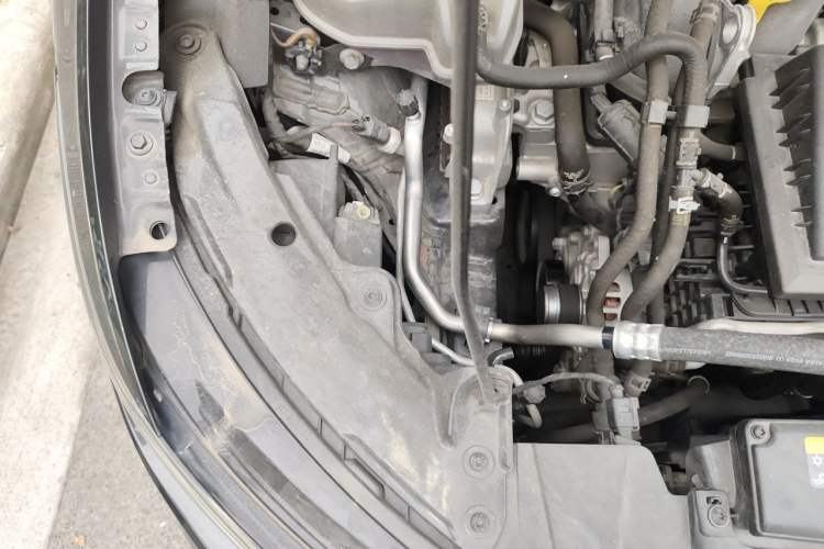 Used Volkswagen Golf 2021 280TSI DSG R-Line Engine Bay Right