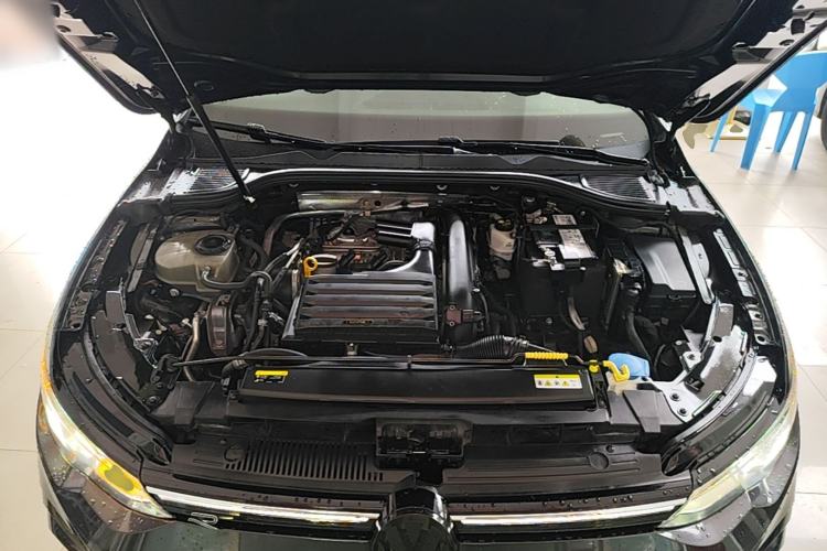 Used Volkswagen Golf 2021 280TSI DSG Pro Engine Bay