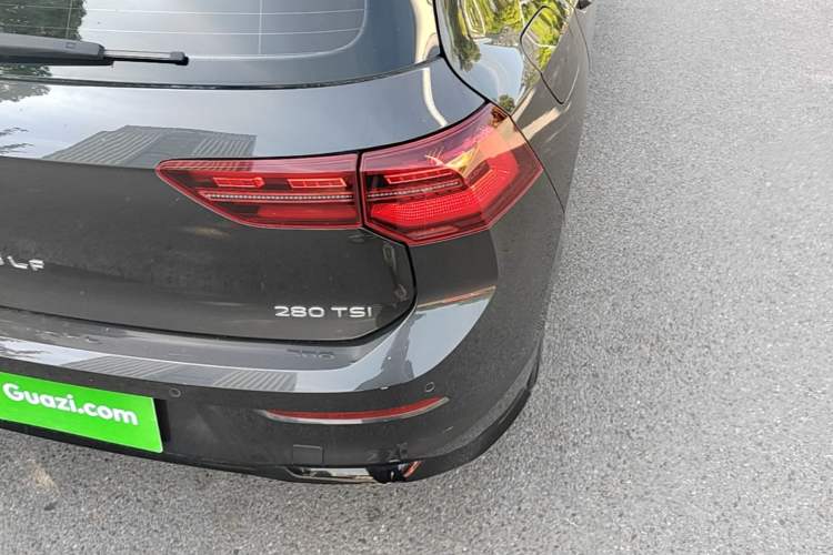 Used Volkswagen Golf 2021 280TSI DSG R-Line Exterior 3