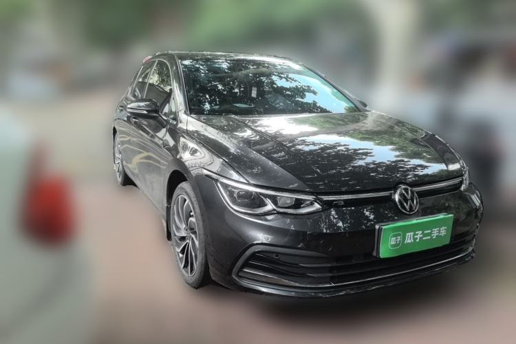 Used Volkswagen Golf 2021 280TSI DSG Pro Front Right 45 Deg