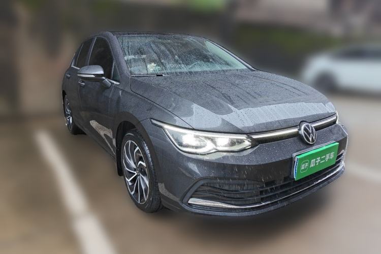 Used Volkswagen Golf 2021 280TSI DSG Pro Front Right 45 Deg