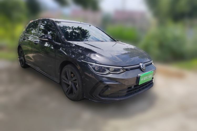 Used Volkswagen Golf 2021 280TSI DSG R-Line Front Right 45 Deg