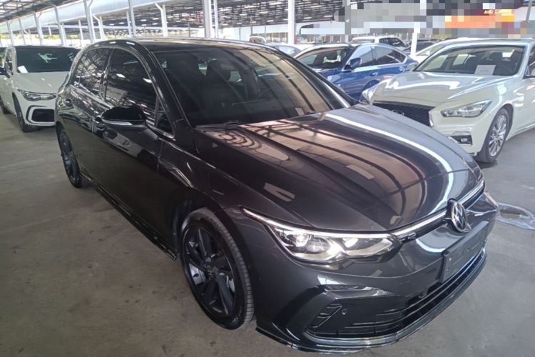 Used Volkswagen Golf 2021 280TSI DSG R-Line Front Right 45 Deg