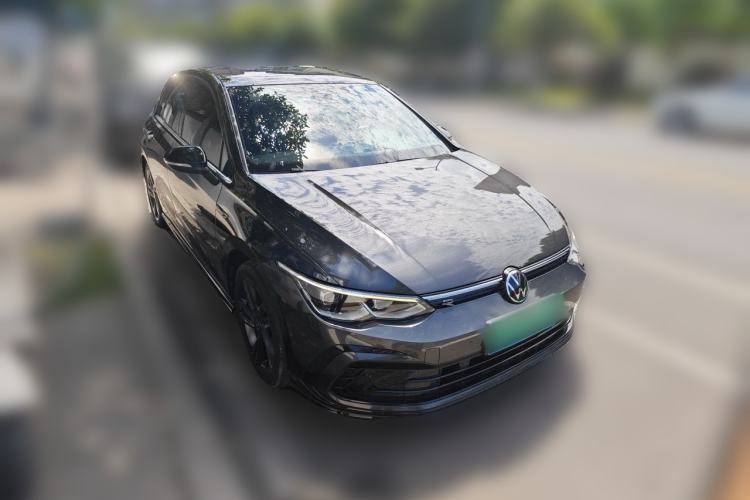 Used Volkswagen Golf 2021 280TSI DSG R-Line Front Right 45 Deg