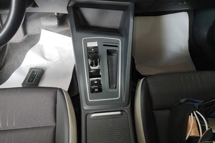 Used Volkswagen Golf 2021 280TSI DSG Pro First Edition Gear Lever