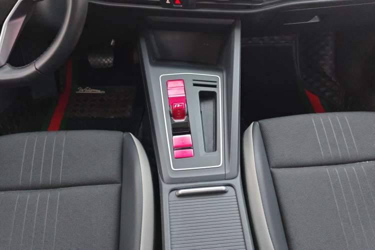 Used Volkswagen Golf 2021 280TSI DSG Pro Gear Lever