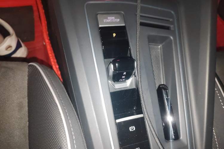Used Volkswagen Golf 2021 280TSI DSG R-Line Gear Lever