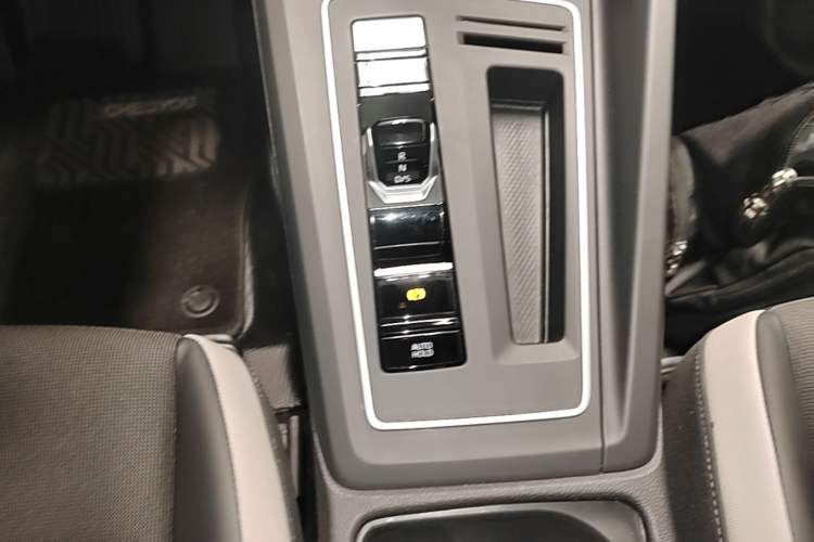Used Volkswagen Golf 2021 280TSI DSG Pro Gear Lever