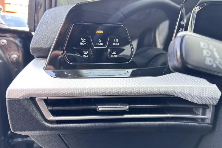 Used Volkswagen Golf 2021 280TSI DSG Pro Interior 9