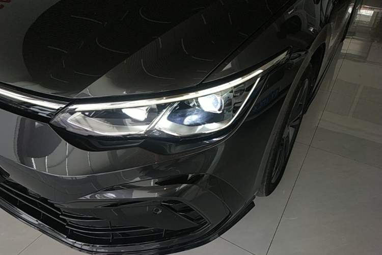 Used Volkswagen Golf 2021 280TSI DSG R-Line Left Front Headlight