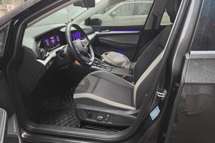 Used Volkswagen Golf 2021 280TSI DSG Pro Left Front Seat